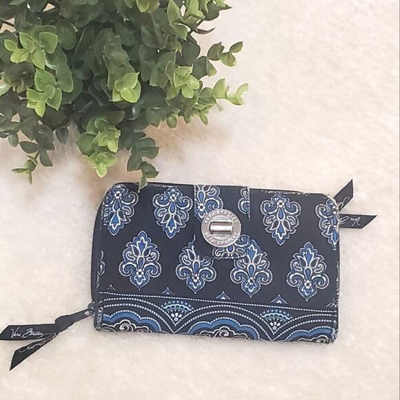 Vera Bradley Handbags - Vera Bradley Blue Quilted Calypso Wallet with Turn Lock Key